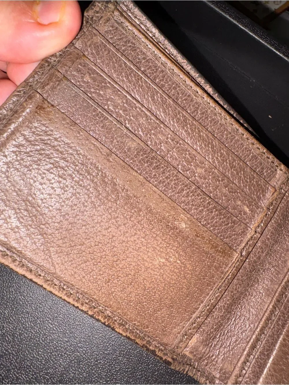 Gucci mens compact